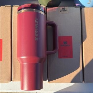 Stanley 40oz Flip Straw Brand New Burgundy Travel Mug